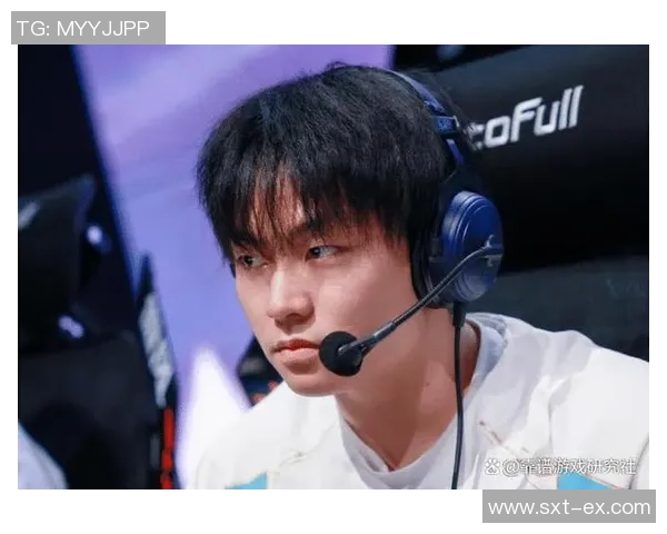 赛后分析：TES与FPX在团队协作中的优劣势对比与启示